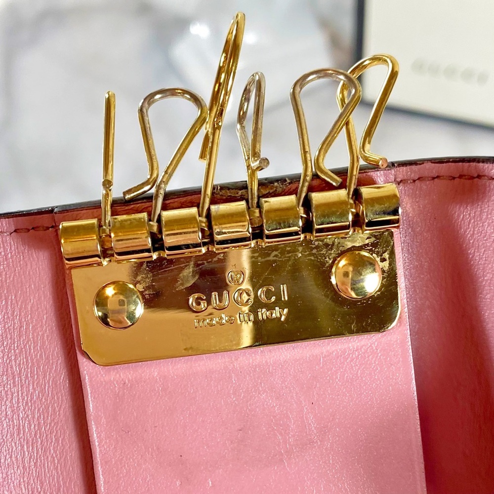 Gucci Guccissima Icon Signature 6 Key Holder - Picture 10 of 11